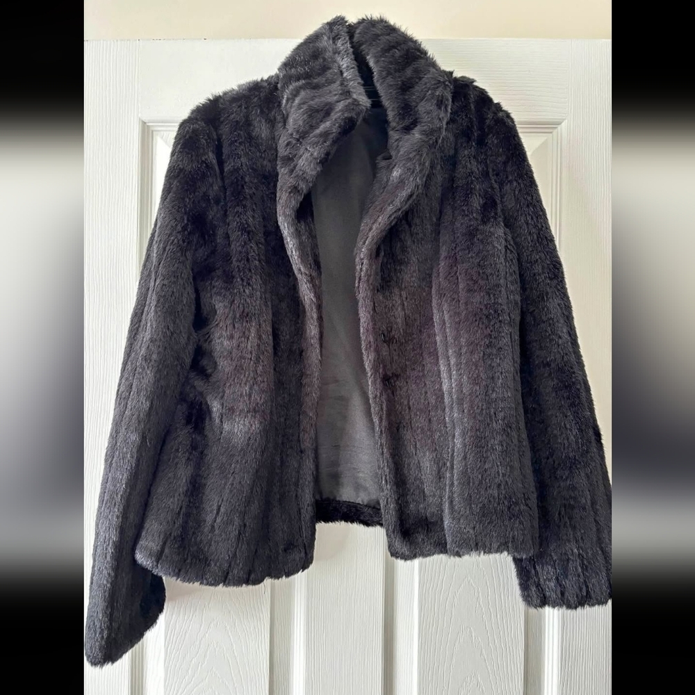 Women's Faux Fur Jacket - Black